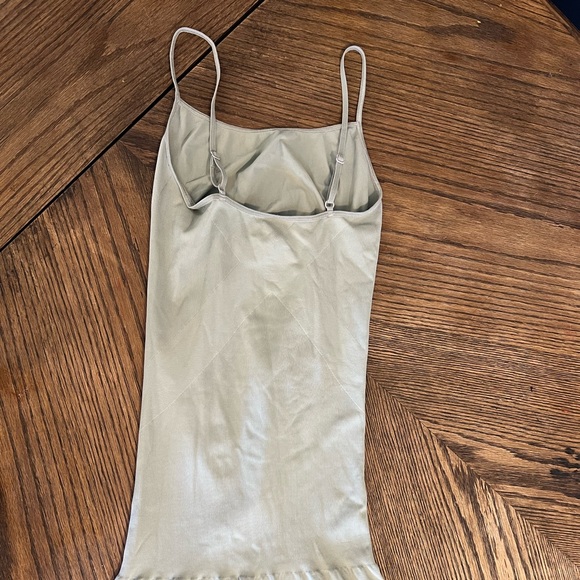 Blanqi: everyday camisole - Picture 5 of 10